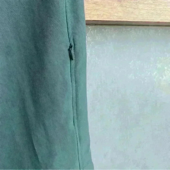 Patagonia Women’s Hiking Pants, Size 12 - Picture 5 of 10